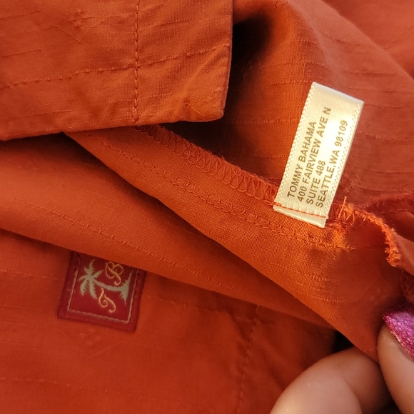 Tommy Bahama Button Up - Picture 4 of 5